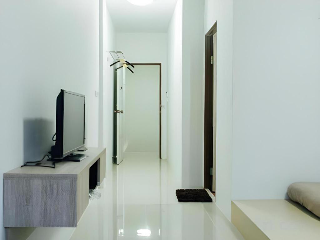 Cheaper Room Surat Thani Exterior foto