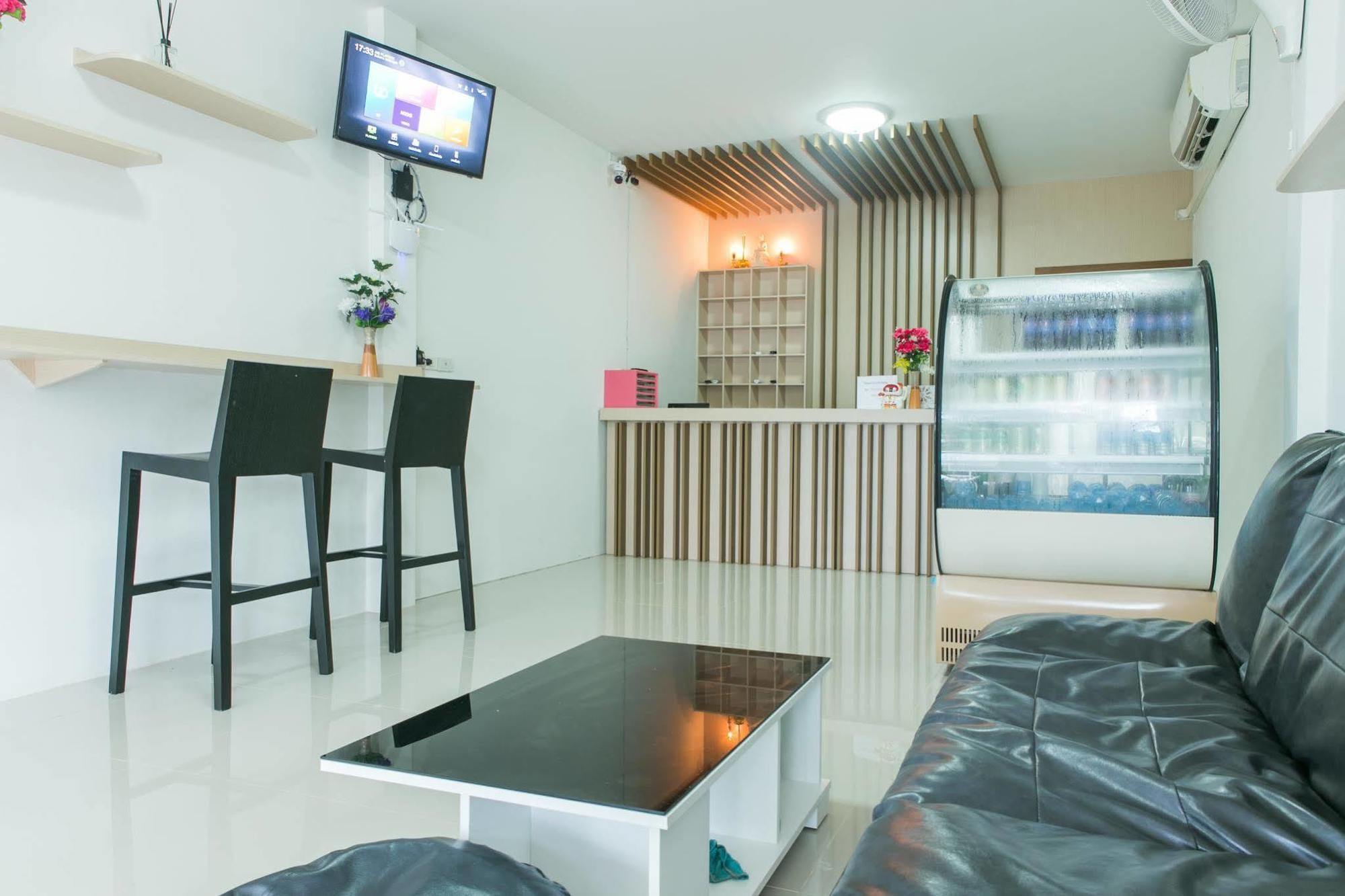 Cheaper Room Surat Thani Exterior foto
